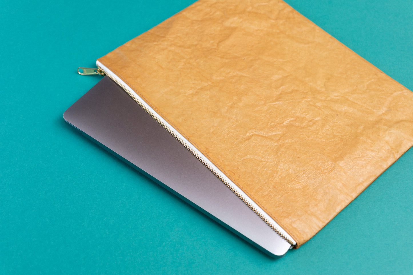 エディターズクラッチ / Editor’s clutch